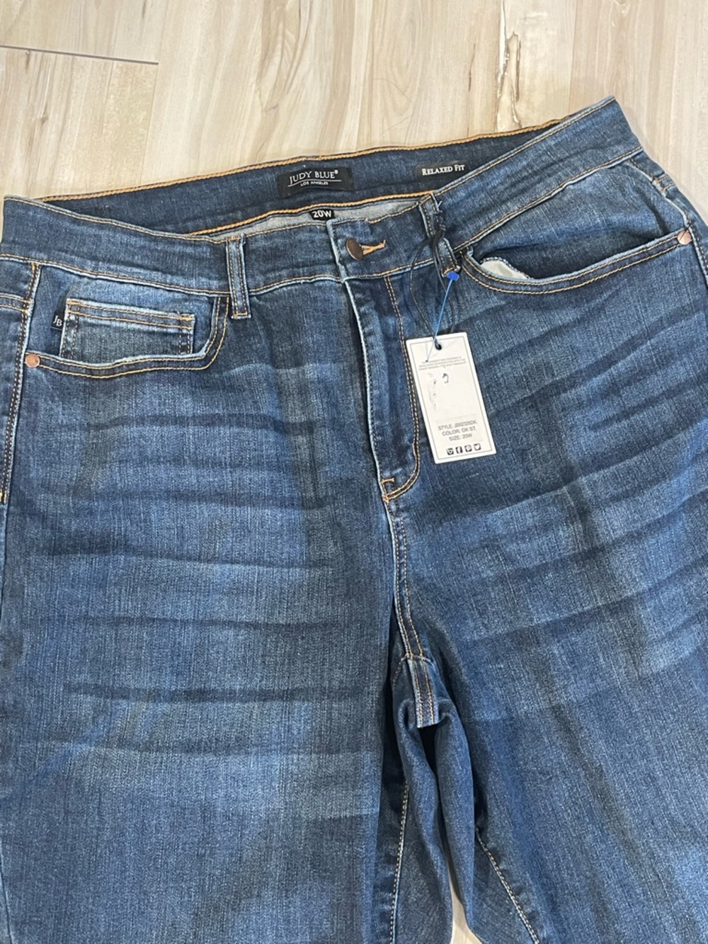 NWT Judy Blue Women's Skinny Fit Mid Wash Blue Jeans Size 20W
